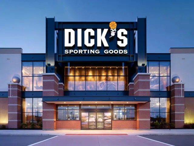 How Dick’s Sporting Goods Defied Expectations to Become a Market Leader